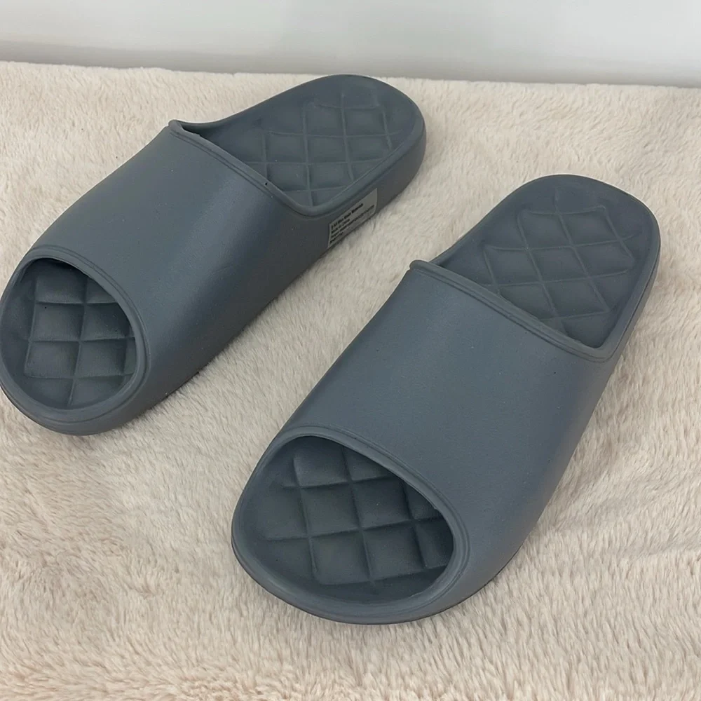 GOODFELLOW & CO SIZE 9 Men's Gray Slide Sandals